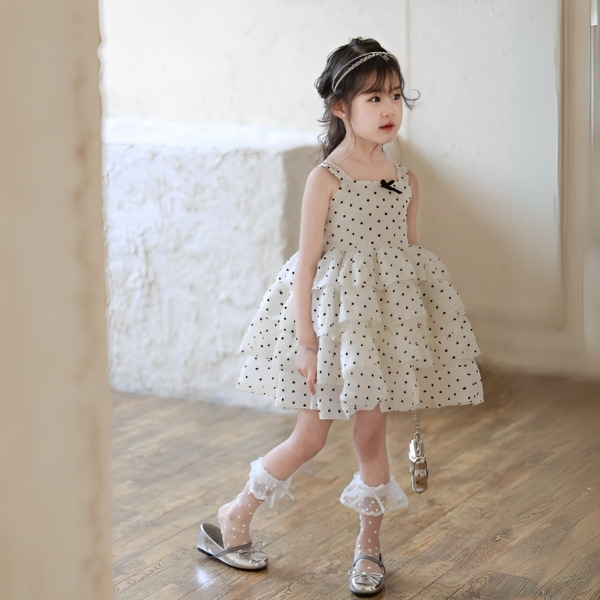 váy dự tiệc sang trọng cho bé chấm bi